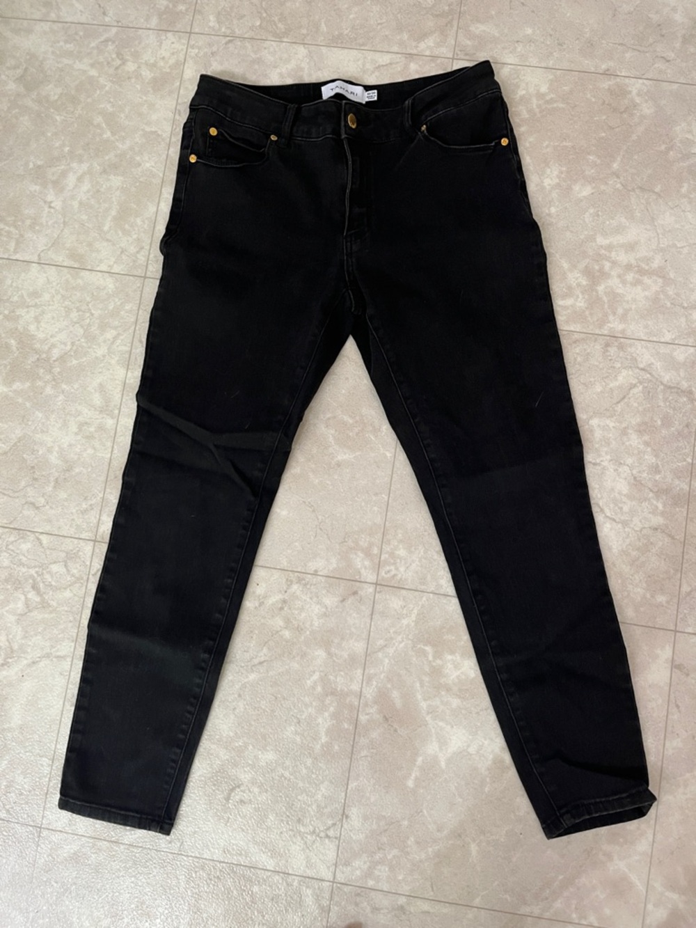 Tahari Black Women’s Skinny Jeans 10/30